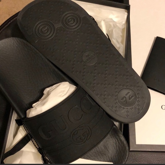 Slide | (• ◡•)| 𝕊𝕆𝕃𝔻 𝕆ℕ 𝕄𝔼ℝℂ𝔸ℝ𝕀 - Picture 2 of 4